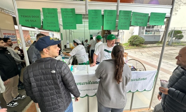 Rua coberta se transforma em praça gastronômica com sabores típicos na 35ª Festa Nacional do Pinhão