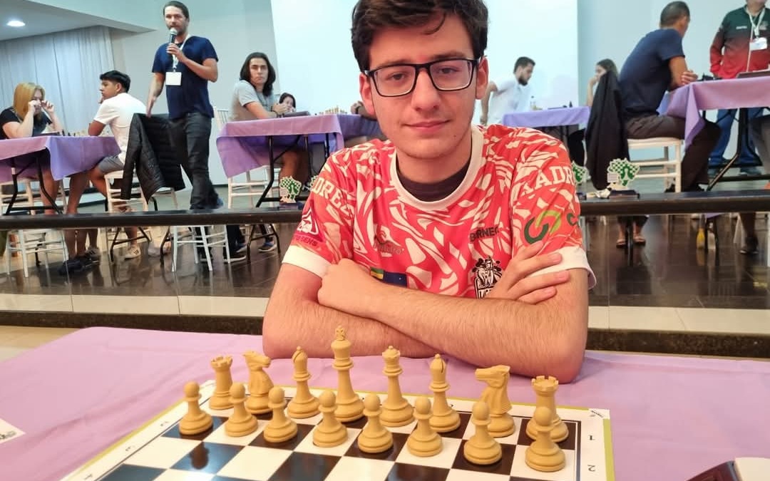 Gustavo Kayser brilha em São José e mira desafios internacionais no xadrez