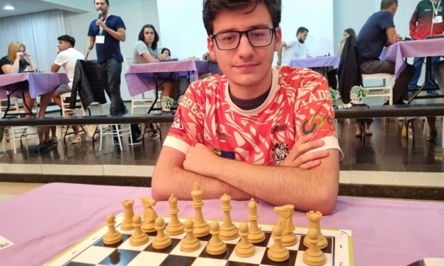 Gustavo Kayser brilha em São José e mira desafios internacionais no xadrez