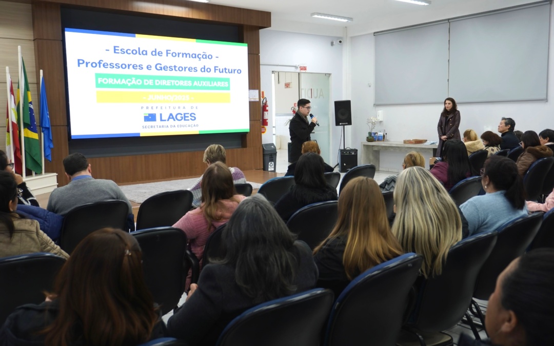 Secretaria da Educação realiza Encontro de Formação Continuada e Permanente com diretores auxiliares e enfoque permeia princípios restaurativos