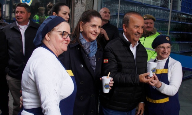 Governador do Estado, Jorginho Mello, participa do sétimo dia da 35ª Festa Nacional do Pinhão, antes de viagem à Ásia