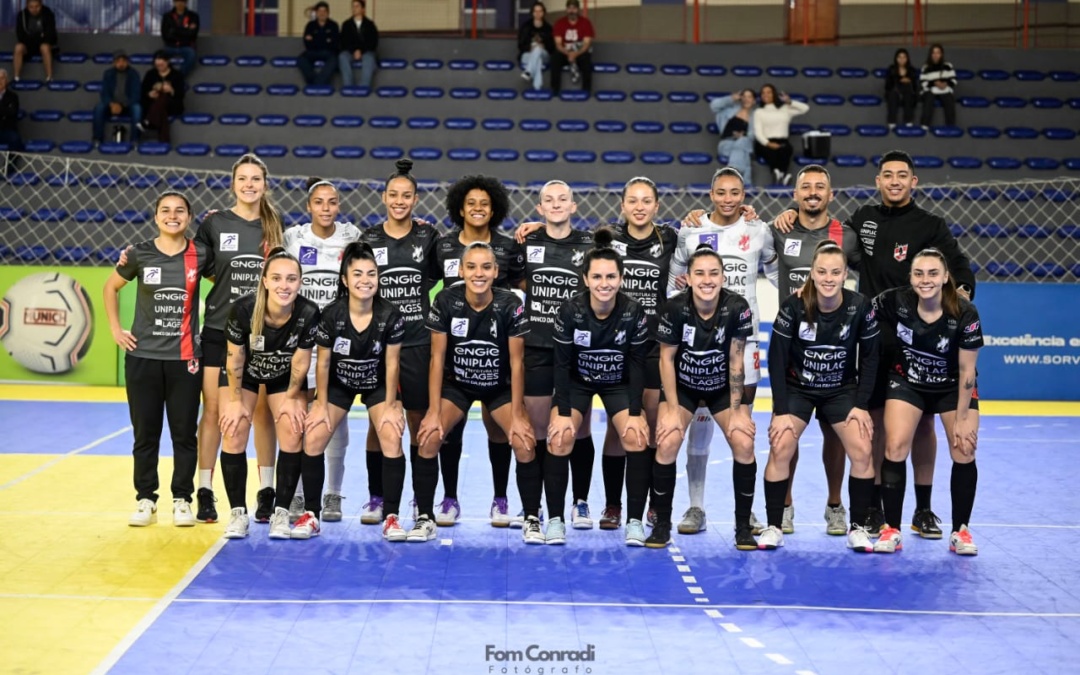 Leoas da Serra goleia Apcef de Sergipe por 10 a 2 na Liga Nacional de Futsal