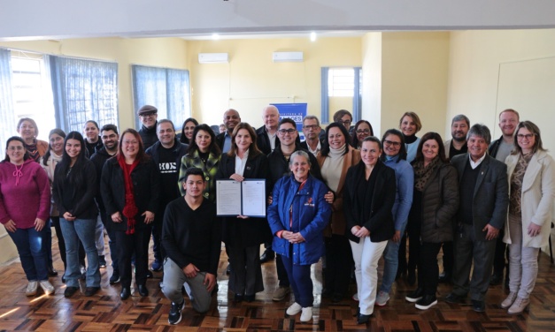 Tomam posse os novos membros do Conselho Municipal de Educação