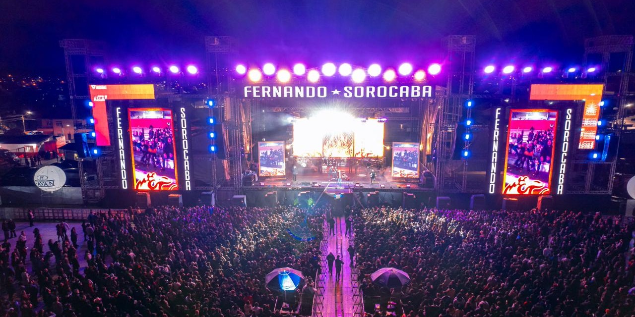 Fernando & Sorocaba animam público na segunda noite de shows nacionais da 35ª Festa Nacional do Pinhão