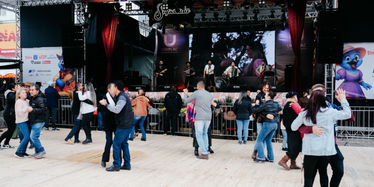 Penúltimo dia da 35ª Festa Nacional do Pinhão reúne cultura, tradição e grandes shows