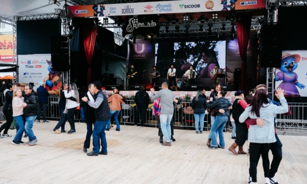 Penúltimo dia da 35ª Festa Nacional do Pinhão reúne cultura, tradição e grandes shows