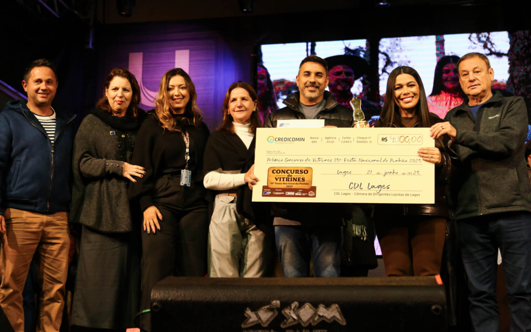 Com recorde de inscrições, concurso de vitrines premiou 11 empresas com o tema alusivo à Festa Nacional do Pinhão