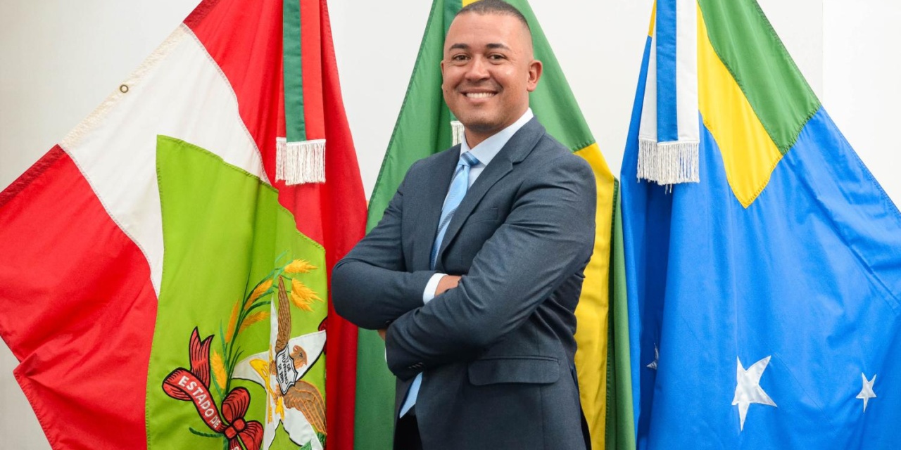 Vereador Nixon retorna à UTI