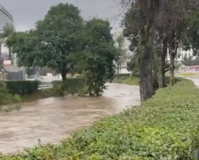 Alerta de temporais, com previsão de temperatura de 0°C