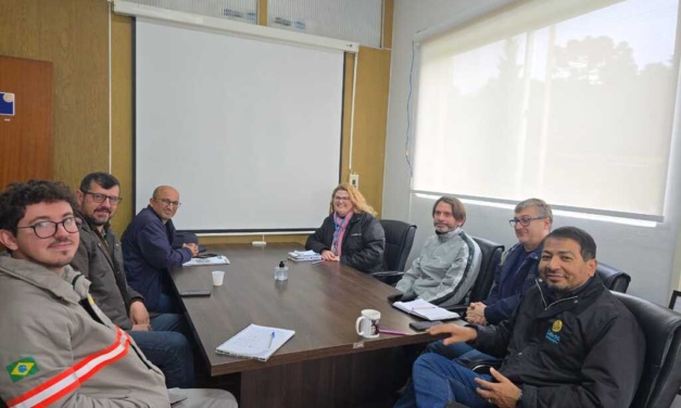 Prefeito Duduca participa de reunião com a Celesc para tratar de melhorias regionais
