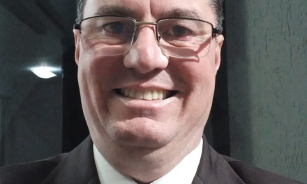 INCLUIR OU EXCLUIR PESSOAS?   por Jean Carlo