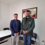 Prefeito Duduca recebe representante do Sistema Aprende Brasil para discutir melhorias na educação municipal