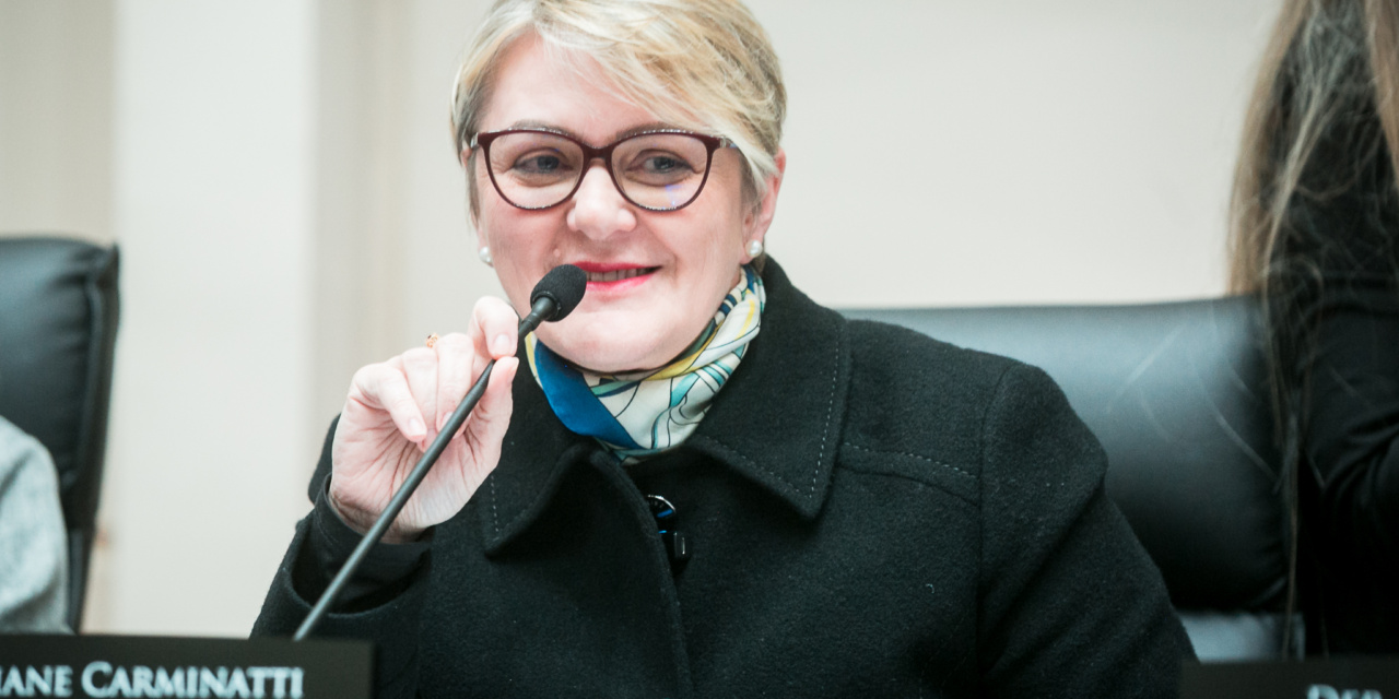 Deputada Luciane Carminatti propõe mudanças para reduzir os principais problemas do Programa Universidade Gratuita