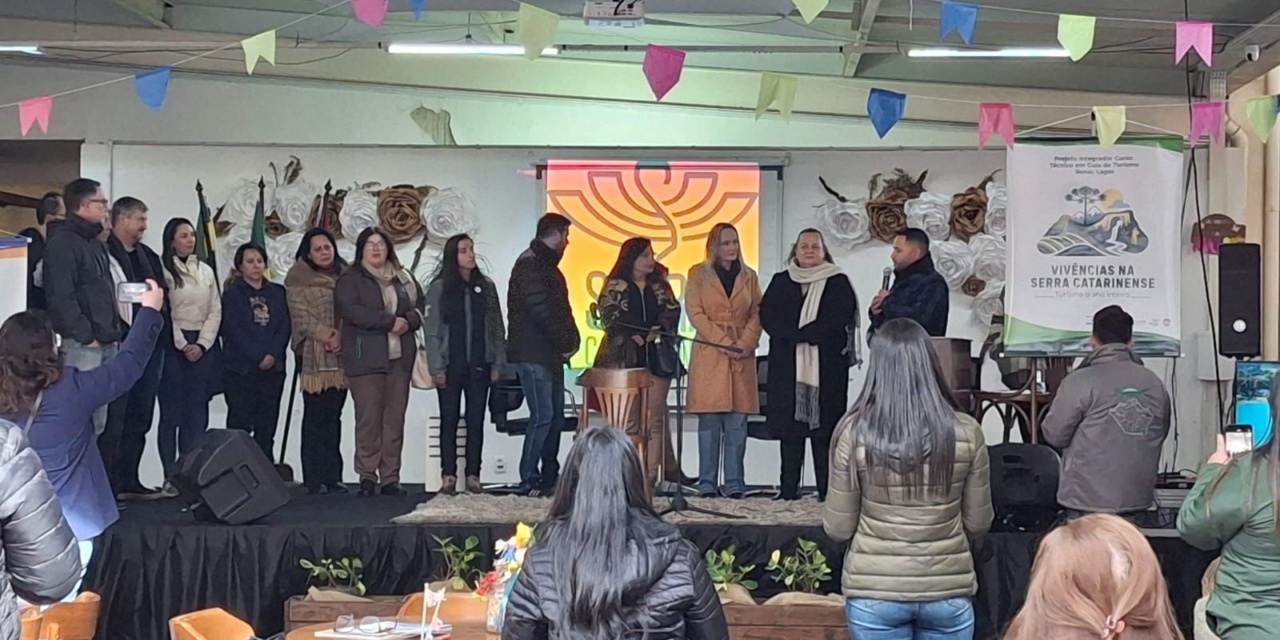 Otacílio Costa marca presença em evento de turismo na Serra Catarinense