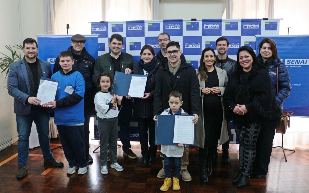 Programa Educação Municipal Conectada é lançado em Lages