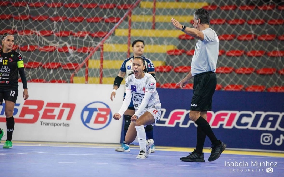 Leoas da Serra vence Barateiro em clássico catarinense pela Liga Feminina de Futsal