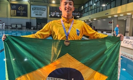 Lageano Gabriel Nerbass é convocado para representar o Brasil no Sul-Americano Juvenil de natação