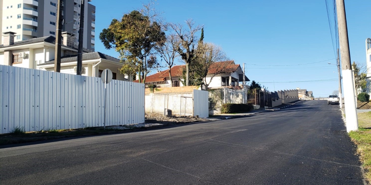 Mais infraestrutura: Prefeitura conclui obras em rua do bairro São Cristóvão