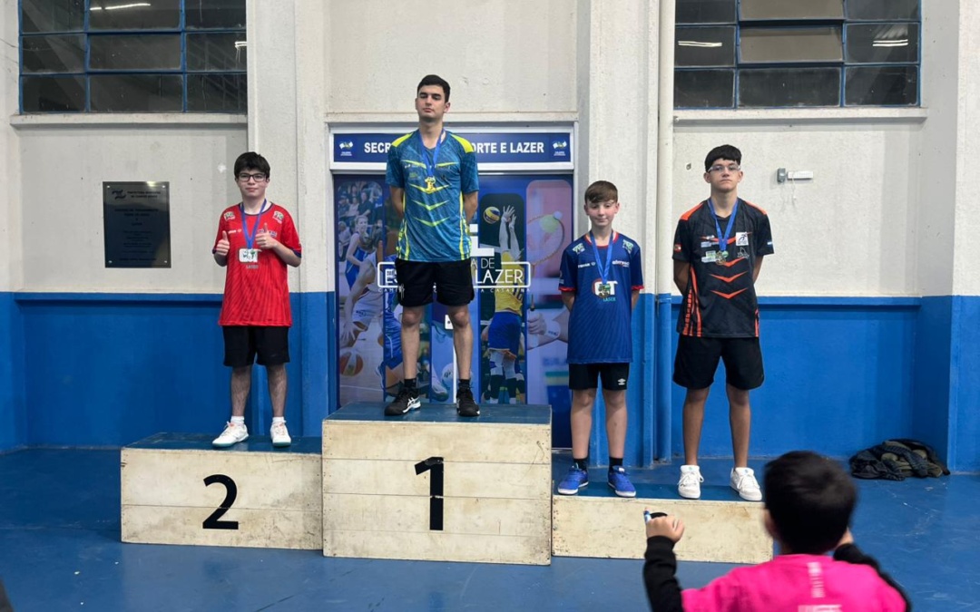 Almesc conquista pódios e se destaca na Liga Meio-Oeste de Tênis de Mesa em Campos Novos