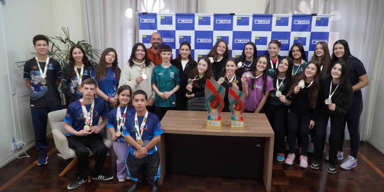 Atletas lageanos medalhistas nos Jesc e Parajesc são recepcionados na Prefeitura