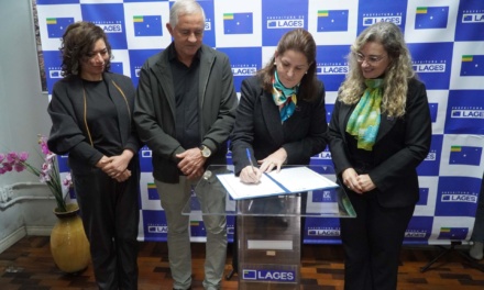 Prefeita Carmen Zanotto sanciona alteração na Lei que dispõe sobre campanhas educativas contra a violência à mulher e acrescenta as crianças e pessoas idosas