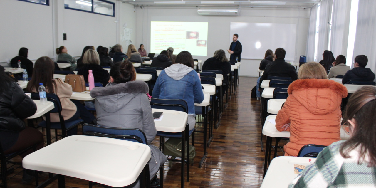 Odontólogos e auxiliares em saúde bucal são capacitados sobre cuidados paliativos