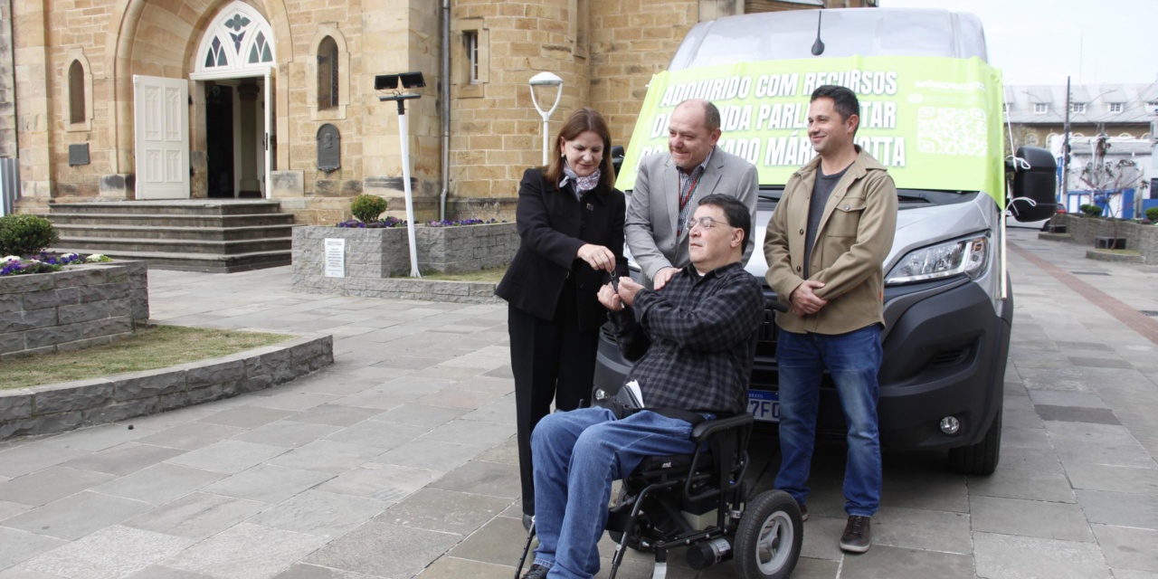 Deputado Mário Motta viabiliza veículo adaptado para fortalecer a inclusão em Lages