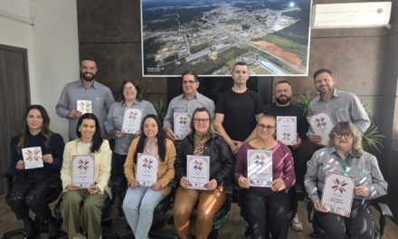 Otacílio Costa reconhece empresas com Selos Verde e Bronze por práticas sustentáveis