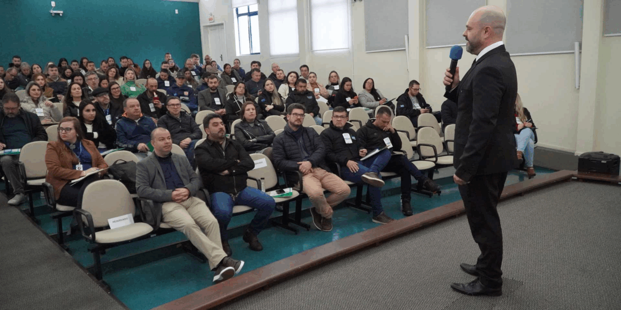 Com 200 profissionais da esfera municipal inscritos, começa em Lages o Conecta Gestão