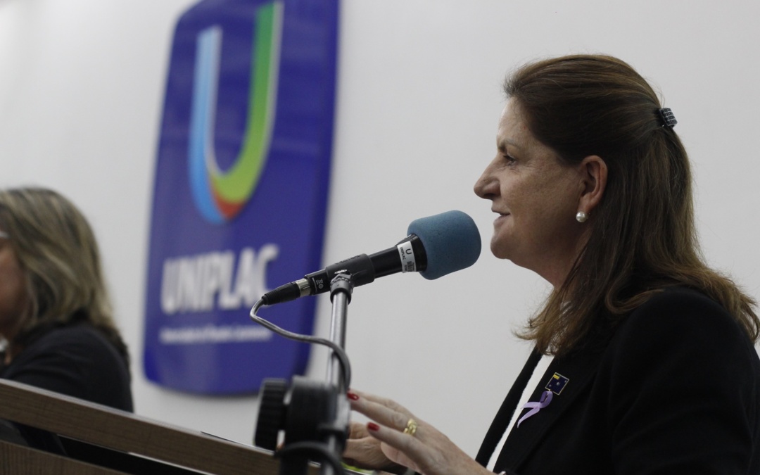 Agosto Lilás: prefeitura promove encontro emocionante para debater ações de combate à violência contra a mulher