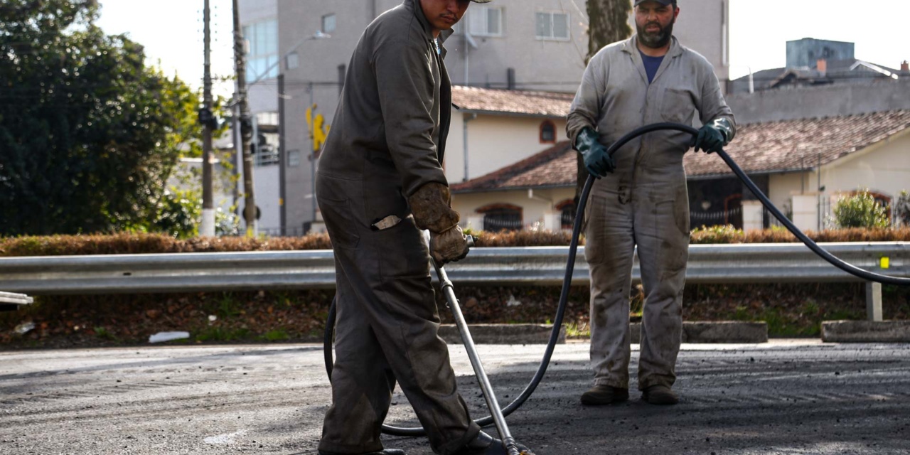 Concluída primeira fase da recuperação asfáltica da Avenida Carahá