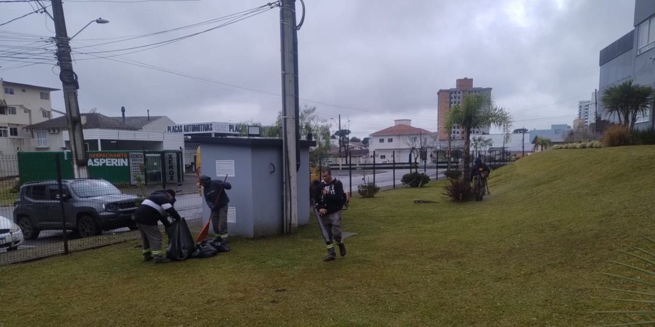 Diversas frentes de trabalho da Secretaria de Serviços Públicos atuam em Lages