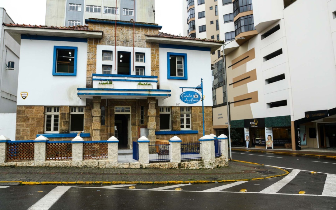 Escola de Artes de Lages reabre dia 19 com estrutura revitalizada e mais de 700 alunos já matriculados