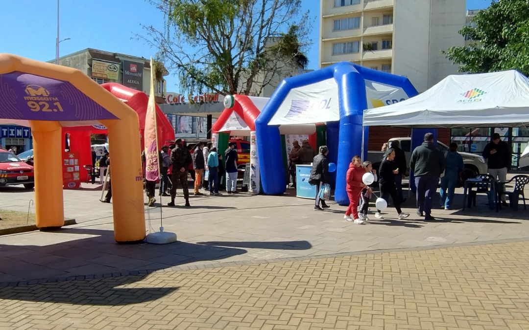 ACIL participa das comemorações dos 78 anos da Rádio Clube FM com programação especial de ação social