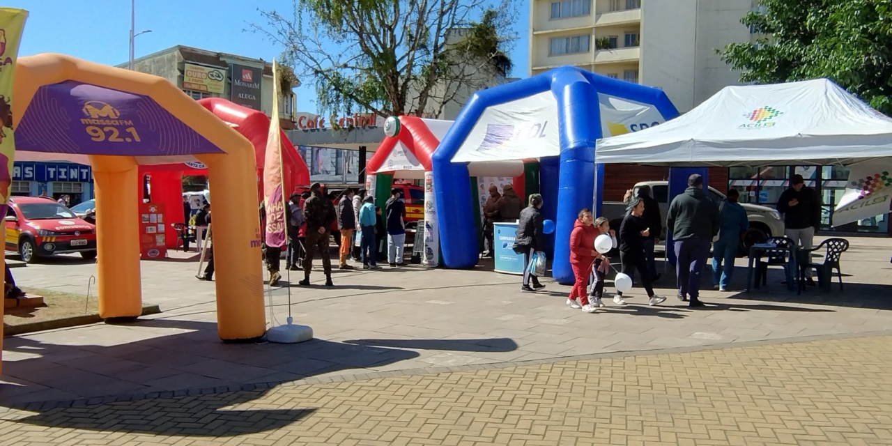 ACIL participa das comemorações dos 78 anos da Rádio Clube FM com programação especial de ação social