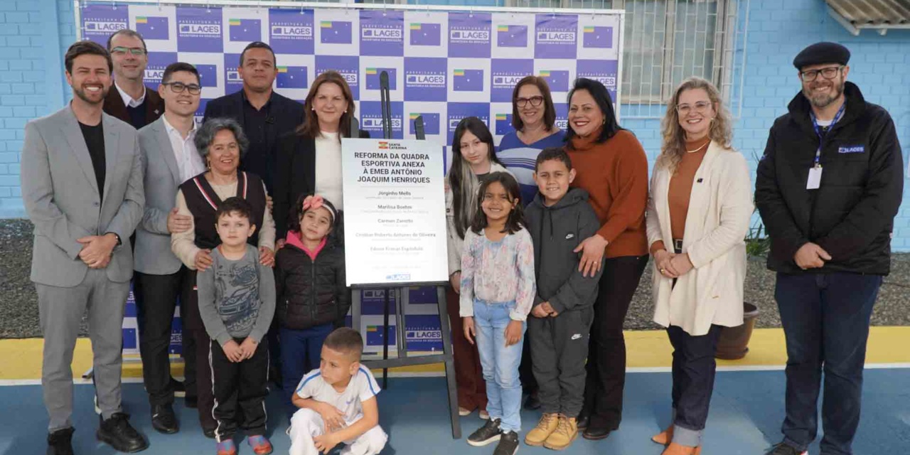 Secretaria da Educação entrega reforma da quadra esportiva anexa à Emeb Professor Antônio Joaquim Henriques