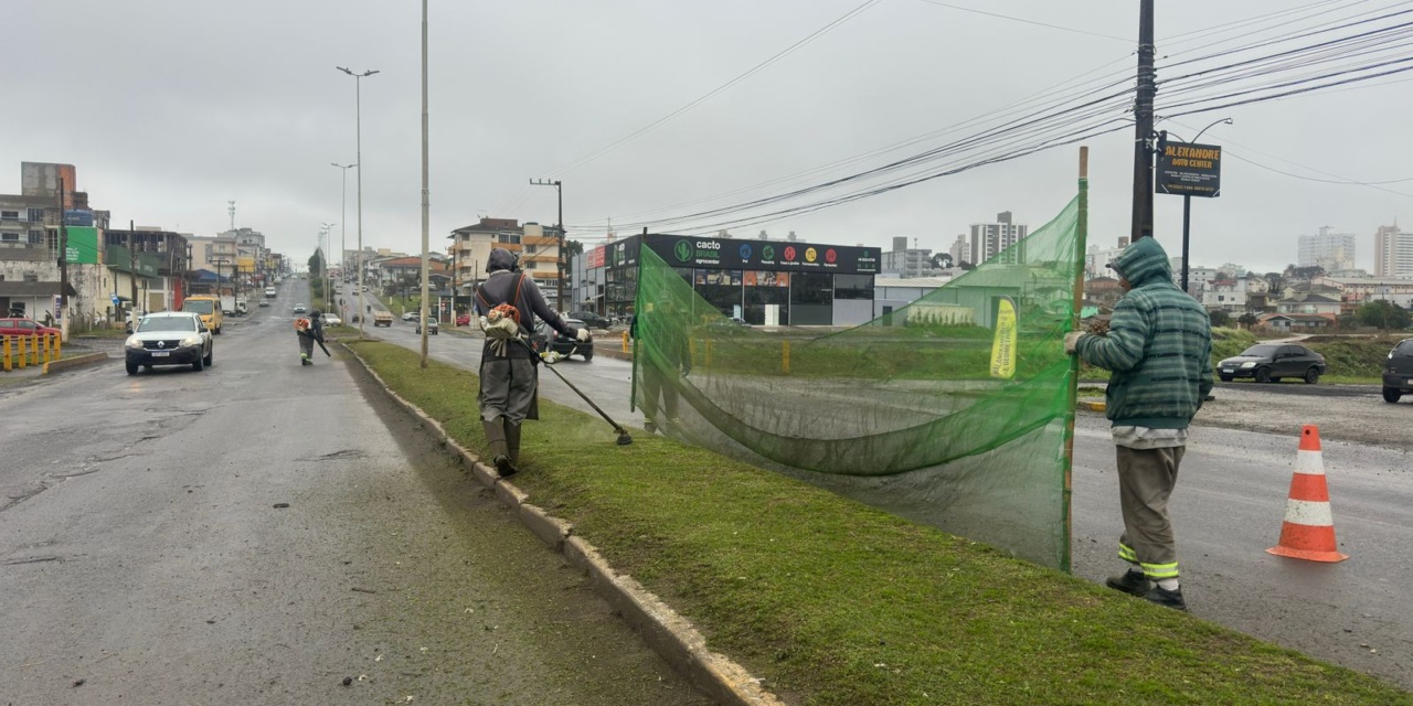Serviços Públicos mantém frentes de trabalho em diferentes pontos da cidade