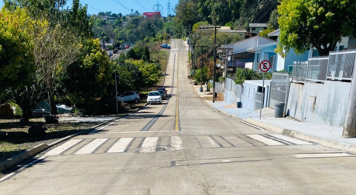 Secretaria de Obras e Infraestrutura visita pavimentações em Joaçaba