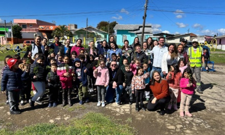 Semeando histórias, plantando um futuro mobiliza comunidade em eventos sobre o Dia da Árvore em Lages