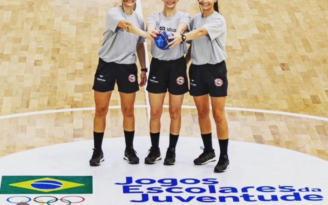 Trigêmeas lageanas brilham na arbitragem do handebol