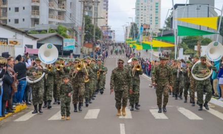 1° B Fv participa de desfile cívico em Lages