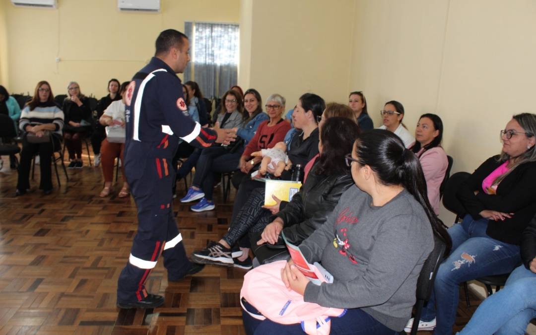 Lei Lucas: mais de 1.600 profissionais de escolas municipais participaram do curso de primeiros socorros