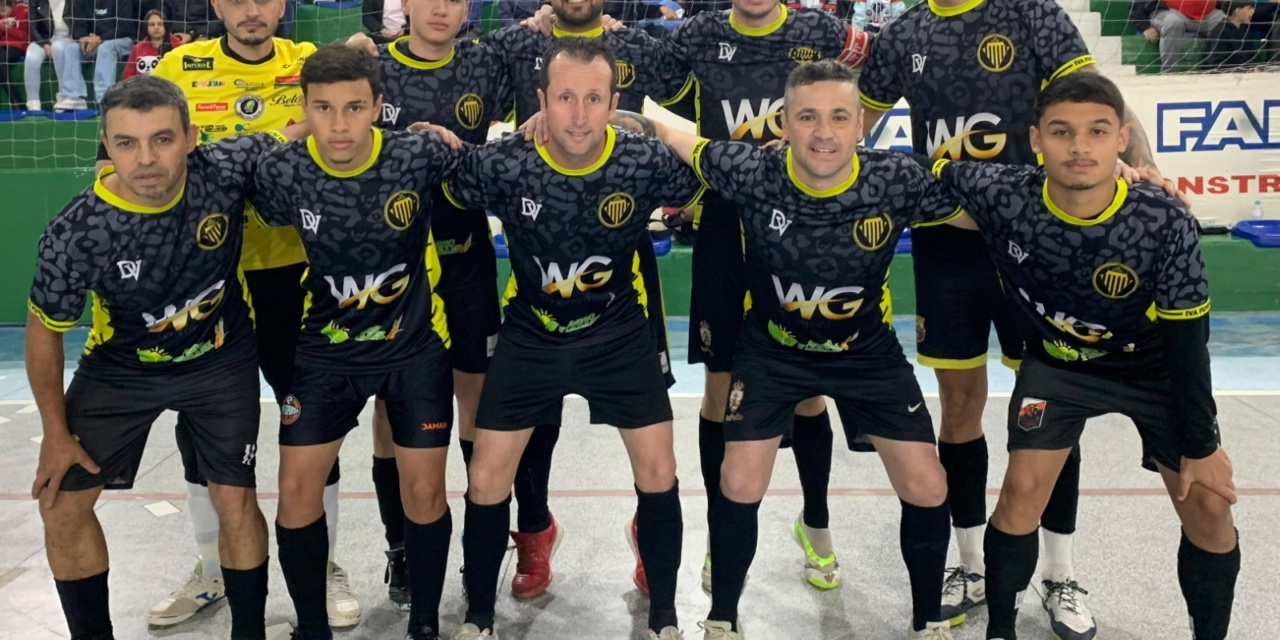 Iva Futsal e Pinheiros decidem o municipal de futsal nesta sexta-feira, 12.
