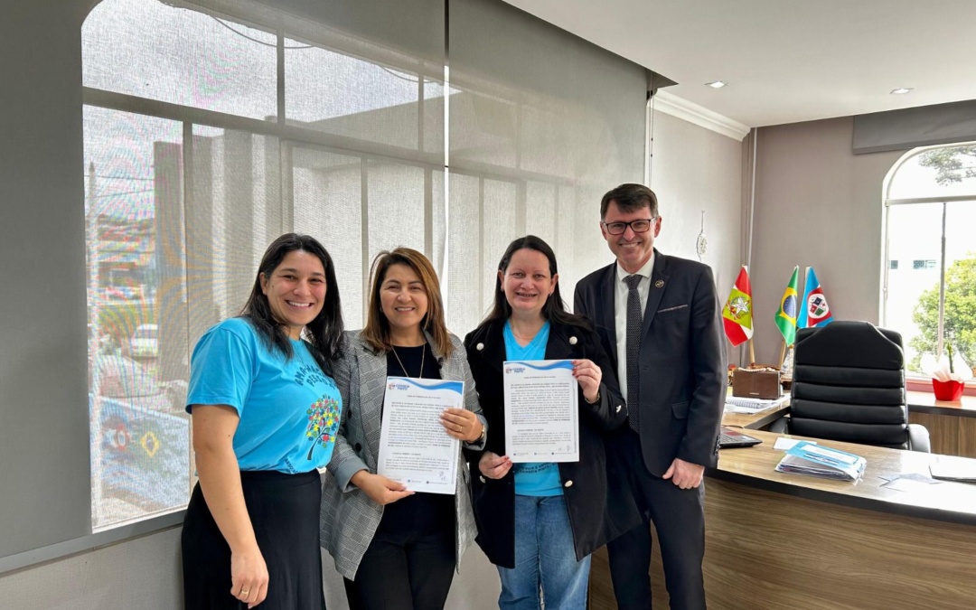 PREFEITURA DE CORREIA PINTO CEDE TERRENO PARA CONSTRUÇÃO DA SEDE DA AMA WAGNER PESSOA