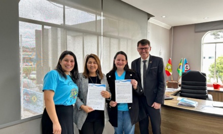 PREFEITURA DE CORREIA PINTO CEDE TERRENO PARA CONSTRUÇÃO DA SEDE DA AMA WAGNER PESSOA