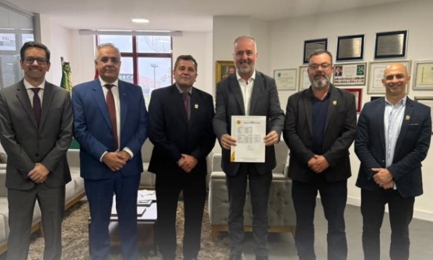 Diretoria da Aprasc esteve reunida com o secretário da Casa Civil buscando garantir direitos aos praças catarinenses