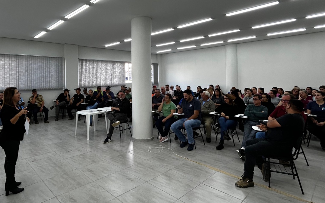 Valorização: Correia Pinto reforça compromissos com os servidores municipais