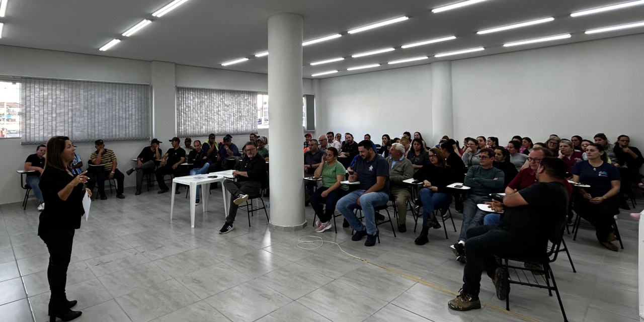 Valorização: Correia Pinto reforça compromissos com os servidores municipais