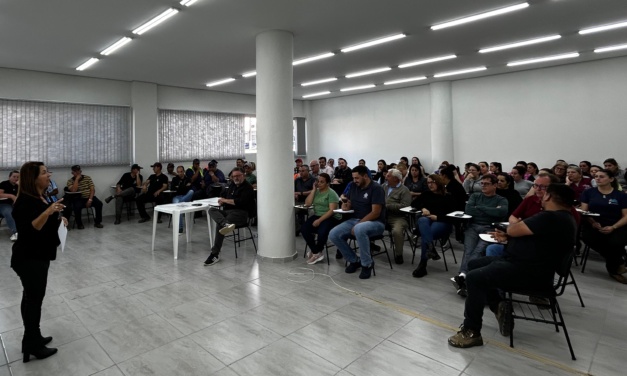 Valorização: Correia Pinto reforça compromissos com os servidores municipais