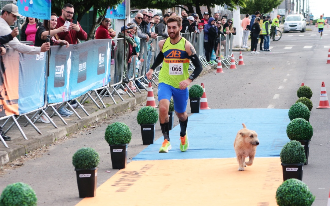 Manhã de clima agradável deste domingo estimula atividade física e imunização com a II Corrida Contra a Poliomielite impulsionada pela Prefeitura de Lages